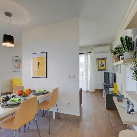 דירה Liberation *